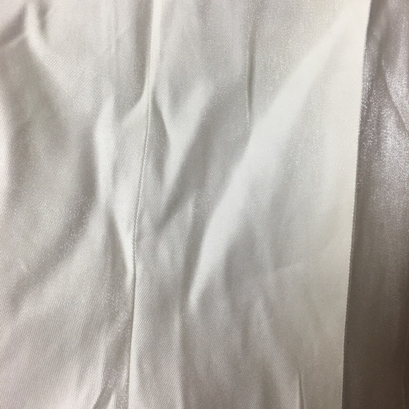 White jogger like pants - Picture 8 of 8